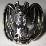 Wholesale Winbat Holding Skull Head Biker Ring (Sold by the piece)